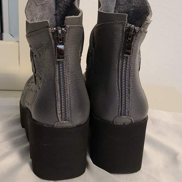 Booties - Picture 3 of 4